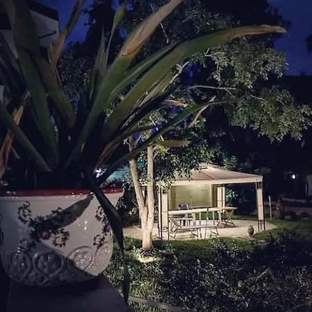 Giardini Segreti شقة *