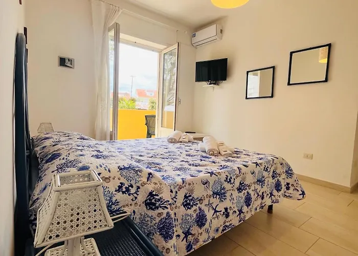 公寓 Giardini Segreti 皮佐