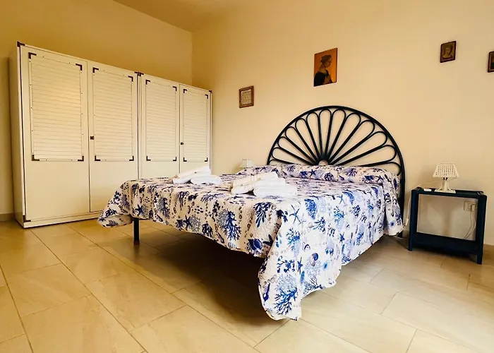 公寓 Giardini Segreti 皮佐